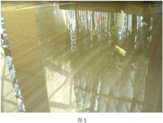 光面石材铺在地面固然好看，但是有几个