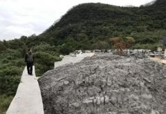 广西省钟山县经济贸易局到石材碳酸钙“