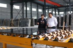 通山县市场监管局对大理石加工企业特种