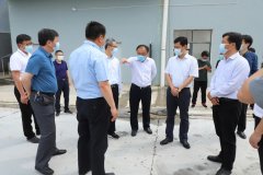 英山县长田洪光一行莅临麻城石材产业园