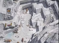 杏耀注册浅谈石材矿山开采方法