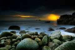 杏耀登录盘点全球各地著名的巨石砾景点