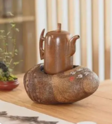 无空养人，有闲养石，表面为石，实为心性。