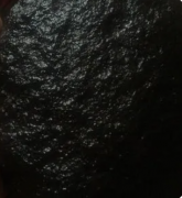 端庄、内敛的黑色岩石及其类别